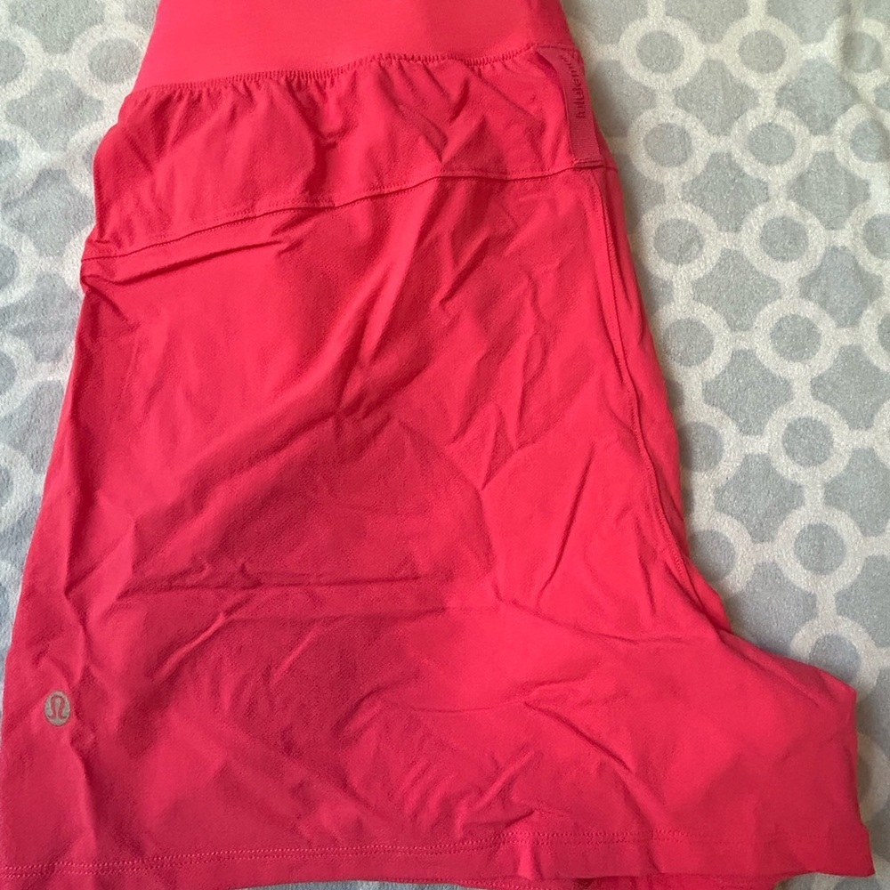 lululemon athletica Women's Vibrant Pink Athletic Shorts - Picture 3 of 7